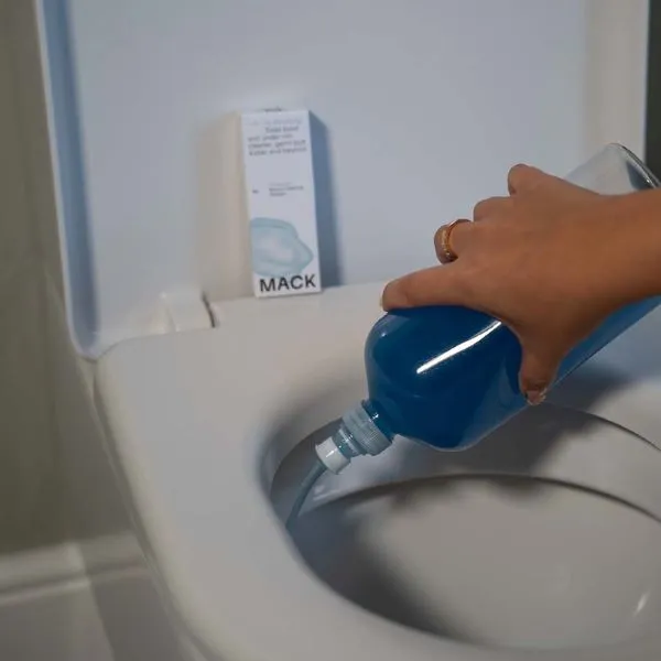 Cleaning pods for toilet