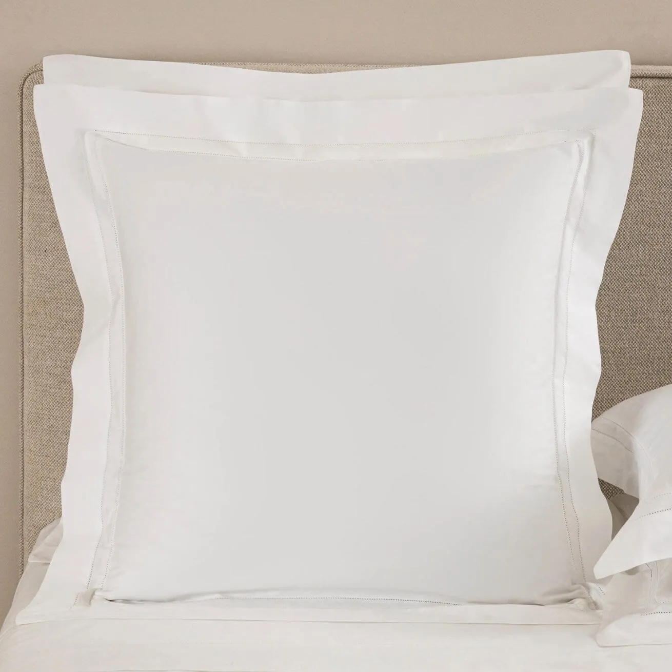 Doppio Ajour White Bedding by Frette