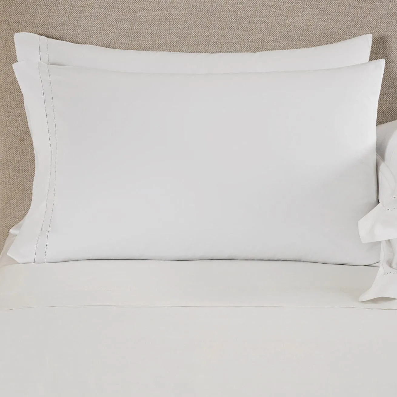 Doppio Ajour White Bedding by Frette