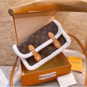 Luxury Bags - LOV - 5971